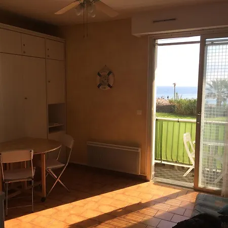 Acapulco 빌뇌브루베